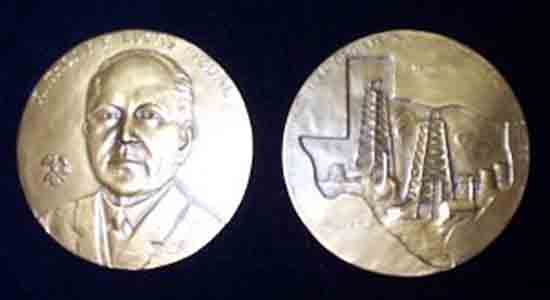 Zlatna medalja Antuna Lucica