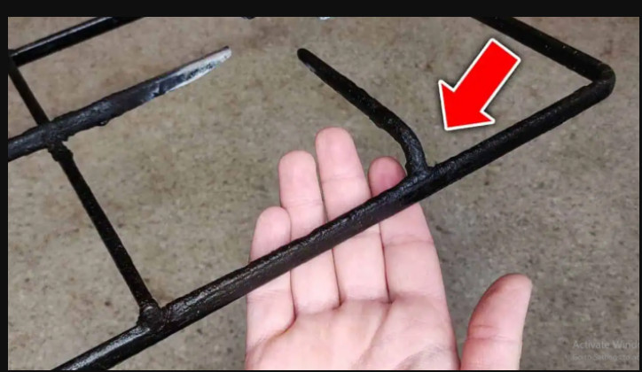 Zašto nisam ranije poznavao ovu CAKU? Najlakši način za čišćenje REŠETKE plinskog štednjaka! - featured image Zašto nisam ranije poznavao ovu CAKU? Najlakši način za čišćenje REŠETKE plinskog štednjaka! - featured image