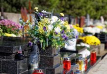 Šta nikako ne valja nositi na groblje: Sveštenik otkriva koju grešku Srbi prave, a nisu ni svesni šta time čine