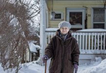 Mislila sam da pomažem starici, dok nisam videla snimak sa kamere