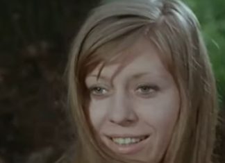 Naša čuvena glumica zatekla je oca sa ljubavnikom, a onda je usledio šok: Priznao da je gej i jednom rečenicom uništio porodicu