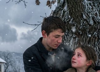 Imali su jedan kaput i bolesnu majku — ali brat i sestra nisu dozvolili da ih siromaštvo razdvoji.