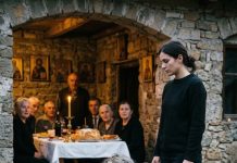 Svekrva je htela da me proglasi ludom i otme mi muža, a onda sam usred slave pustila snimak iz apoteke