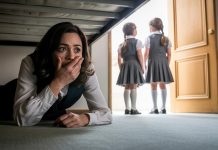 „Moja susjeda je tvrdila da je vidjela moju kćerku kod kuće tokom školskih sati… pa sam se pretvarala da idem na posao i sakrila se ispod kreveta.