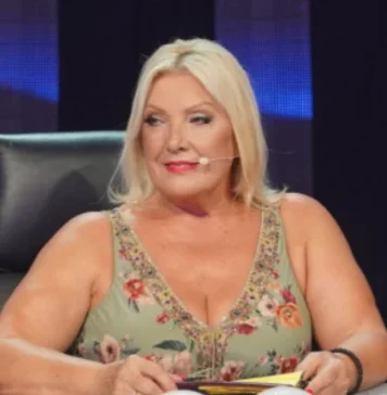 SNEŽA NlJE SRPKlNJA- 0V0 JE NJEN0 PRAV0 DRŽAVLJANSTV0! KAK0 JE NlJE STID LAGATI SVE?