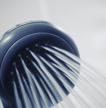 Važno upozorenje o tuširanju za starije od 50 godina!