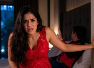 „Moj muž mi je rekao da uzmem taksi dok sam bila na porođaju… a samo nekoliko dana kasnije pojavio se sa svojom ljubavnicom, zahtevajući da vidi bebu koju je napustio.