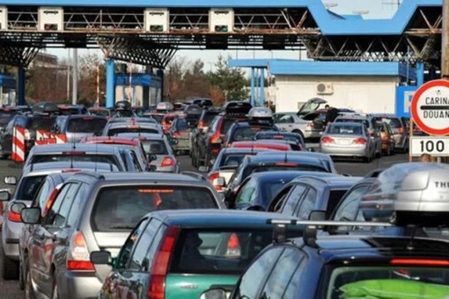 Haos na granici: Hiljade osoba iz BIH I SRBIJE vraćeno sa Hrvatske granice zbog novog sistema kontrole!Ukoliko nemate ovo kod sebe ne krećite na put - featured image Haos na granici: Hiljade osoba iz BIH I SRBIJE vraćeno sa Hrvatske granice zbog novog sistema kontrole!Ukoliko nemate ovo kod sebe ne krećite na put - featured image