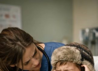 8-godišnji dječak nosio je zimsku kapu po vrućini i skoro 40 dana odbijao da ga skine čak i tokom nastave: kada je školska sestra konačno skinula šešir, bila je užasnuta onim što je vidjela 😱😱 8-godišnji dječak nosio je zimsku kapu po vrućini i skoro 40 dana odbijao da ga skine čak i tokom nastave: kada je školska sestra konačno skinula šešir, bila je užasnuta onim što je vidjela 😱😱 - featured image