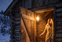 Tokom silne oluje, žena je pustila četiri vuka u svoj dom, vjerujući da ih spašava od hladnoće, ali ujutro ju je u sopstvenoj kući dočekao prizor koji ju je ostavio užasnutu 😲😱