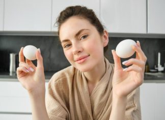 Jaja stavljate u hladnu ili ključalu vodu? STARINSKI SAVJET KAKO DA PRAVILNO SKUHATE JAJA – nikad ih lakše nećete oguliti (SAVJET)