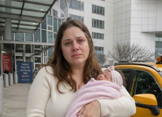 Muž me ostavio ispred bolnice sa novorođenčetom jer nije želio da mu “uprljamo auto”