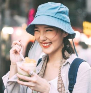 Japanci imaju genijalan trik za rashlađivanje: Zbog toga su im paklene vrućine mačiji kašalj, a efekat traje satima Japanci imaju genijalan trik za rashlađivanje: Zbog toga su im paklene vrućine mačiji kašalj, a efekat traje satima - featured image