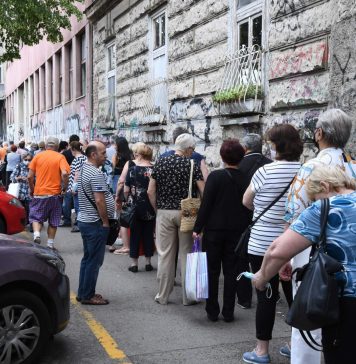 Kako sam sa 87 godina ostao u svom domu: snaga zajednice umjesto doma za stare