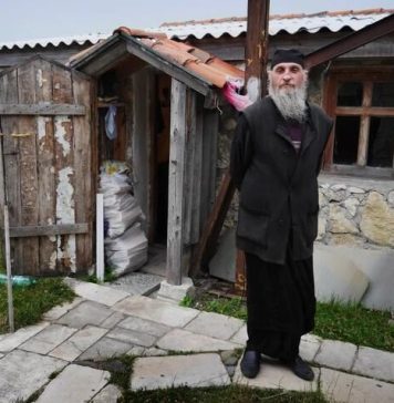 Kad vas neko uvredi i okleveta, jedino je ispravo ovo da uredite, tako najbolje štitite sebe: Otac Melentije sa Hilandara sve objasnio u 1 rečenici