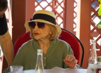 “Otišla sam u hotel, naručila kafu, sela da pišem oproštajno pismo i da se bacim dole”: Miru Banjac je pozvao ovaj Hrvat i spasao joj život