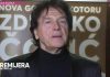 ŠTA SE OVO DESILO ZDRAVKU ČOLIĆU? Tokom nastupa polivao publiku vodom i šutnuo… evo kako je publika reagovala… (VIDEO)