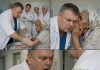“Kada medicinske sestre nisu htjele da operu smrdljivu staru Romkinju, glavni ljekar je bez riječi zasukao rukave i uradio to sam. Prije nego što je otišla, starica mu je jedva čujno šapnula: ‘Sutra nemoj operisati bogataša. Prvo provjeri džep anesteziologa.’ A kada je pogledao unutra, sledio se od šoka… 😲😲😲”
