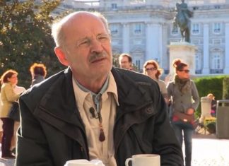 Kad je saznao da ima rak pluća, rekao je za sebe da je primitivan jer nije išao kod lekara: Do poslednjeg daha igrao Izeta, misleći da mu nije ništa