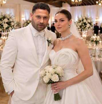 DUŠKO TOŠIĆ OBJAVIO FOTOGRAFIJU SA VENČANJA!! Mlada u prvom planu ne skida osmijeh s lica… Atina i Nika nisu se odvajale od tate, Jelena zavrsila na urgentrn0m!! DUŠKO TOŠIĆ OBJAVIO FOTOGRAFIJU SA VENČANJA!! Mlada u prvom planu ne skida osmijeh s lica… Atina i Nika nisu se odvajale od tate, Jelena zavrsila na urgentrn0m!! - featured image
