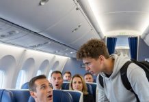 Bebin plač milijardera odjekivao je tokom celog prvog klasnog leta, sve dok se tinejdžer iz ekonomske klase nije javio i učinio ono što nijedan doktor, dadilja ili stručnjak nije mogao.