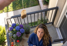 Moj komšija je stalno bacao kesice čaja na moj balkon. Tri puta sam ga upozorila — a onda sam odlučila da postupim potpuno drugačije.