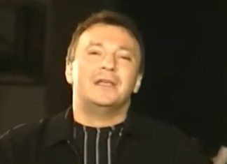 Otpevao najveći svadbarski hit bez kog Srbi ne mogu da zamisle slavlje, a niko ne zna šta se sa njim posle desilo: Iznenadiće vas kako sad živi i ko su mu deca Otpevao najveći svadbarski hit bez kog Srbi ne mogu da zamisle slavlje, a niko ne zna šta se sa njim posle desilo: Iznenadiće vas kako sad živi i ko su mu deca - featured image