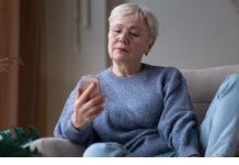 6 stvari koje majka ne treba da trpi od odrasle djece: Savjeti Natalije, čuvene naučnice 6 stvari koje majka ne treba da trpi od odrasle djece: Savjeti Natalije, čuvene naučnice - featured image